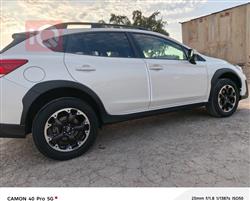 سوبارو كروس تريك